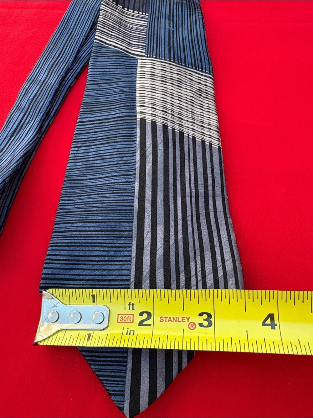 Valentino Paris silk tie!!